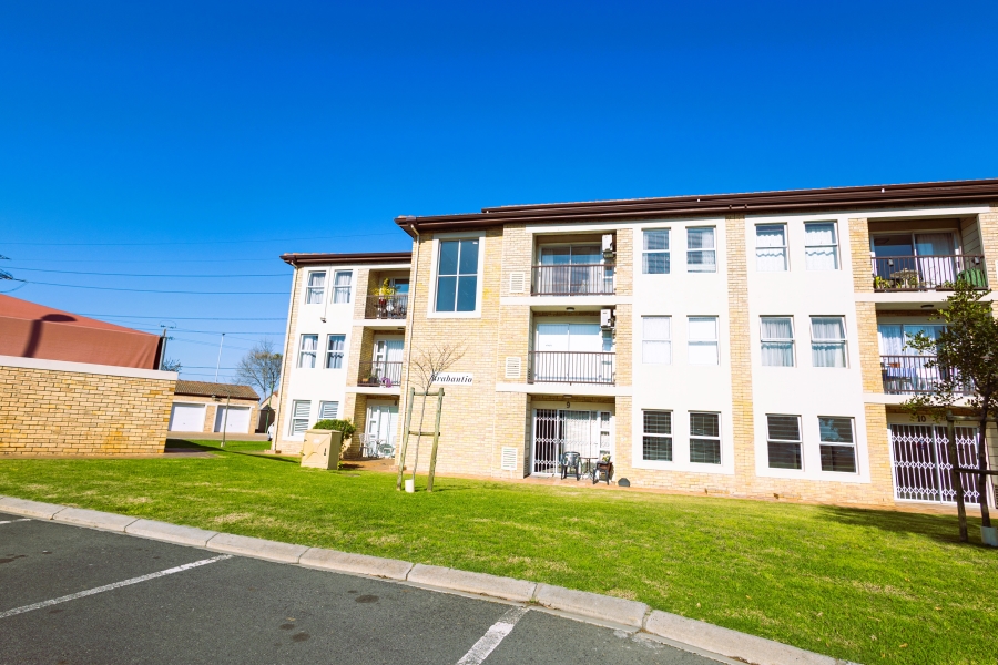 2 Bedroom Property for Sale in Burgundy Estate Western Cape